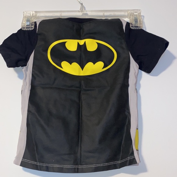 Like new Batman Size 3T Old Navy T-Shirt - Picture 3 of 3